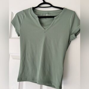 Hollister t shirt - size medium long.